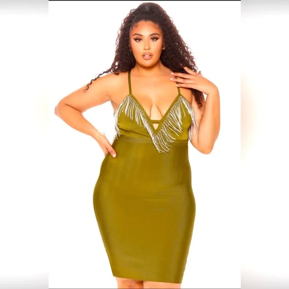 lace halter midi dress Unforgettable